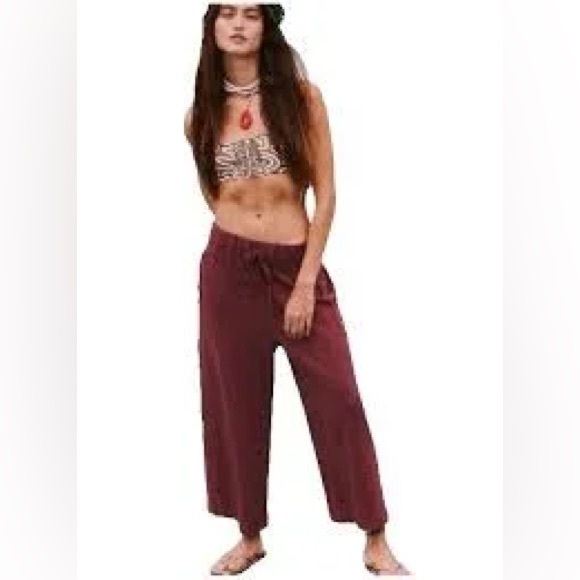 Free People Beach Maroon‎ Cropped Gaucho Pants Size XS NWT - Picture 1 of 8